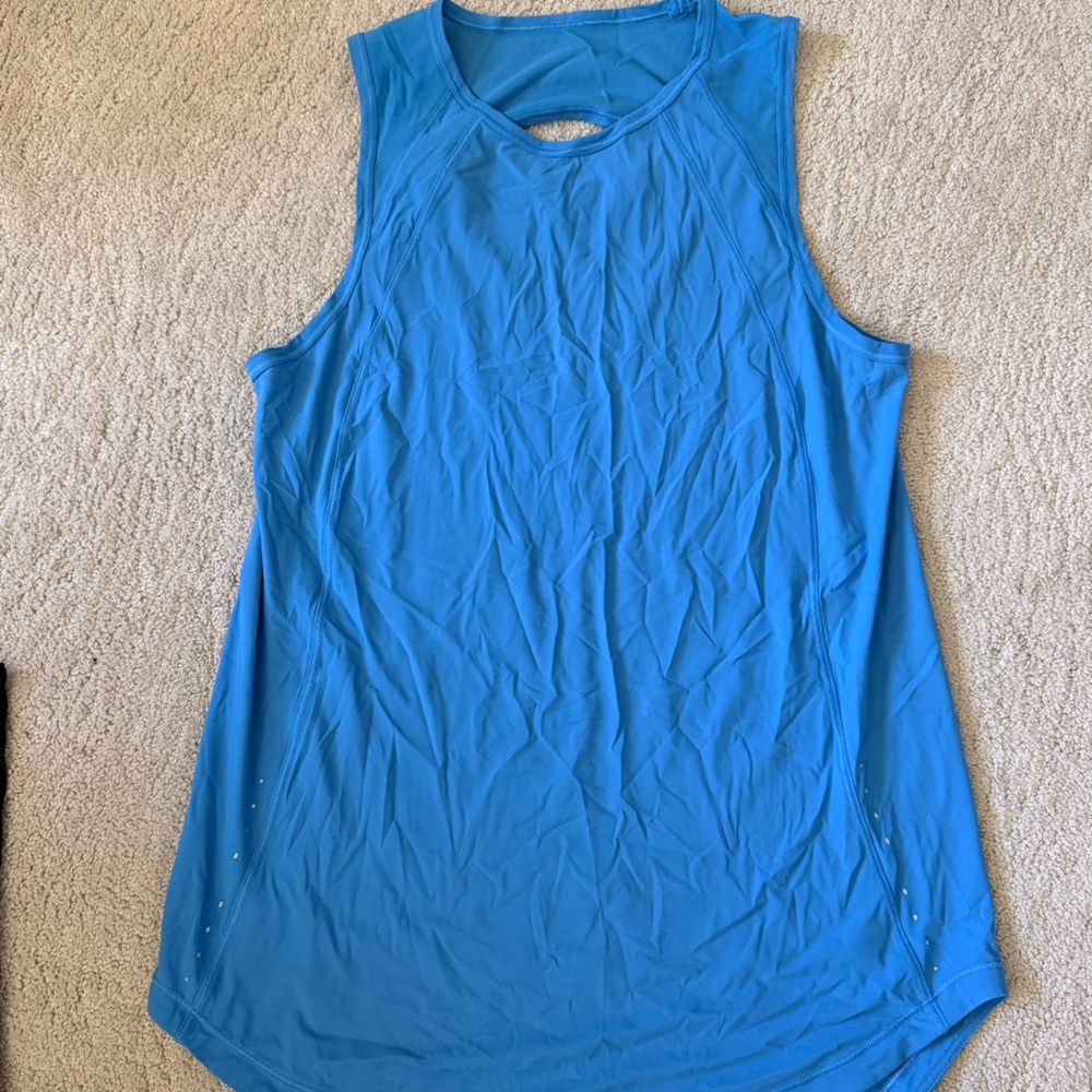 Lululemon tank